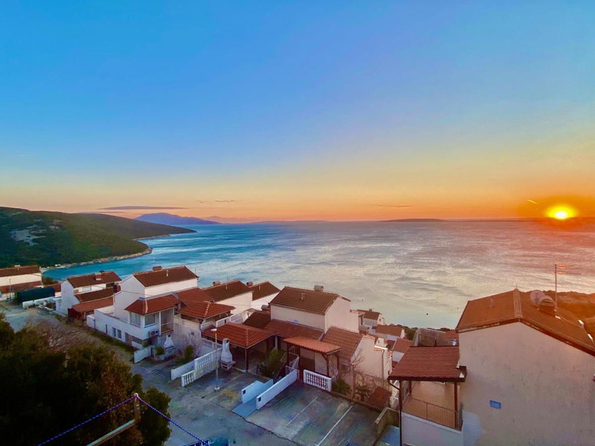Tanis Ocean Loft Apartment Martinšćica Exterior foto