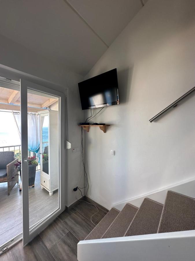 Tanis Ocean Loft Apartment Martinšćica Exterior foto